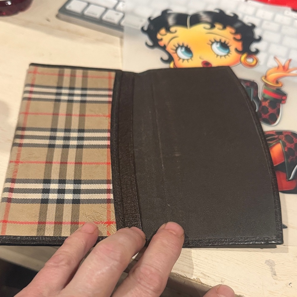 Burberry Tan and Black Checkered Wallet - Picture 7 of 13